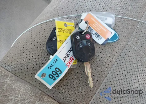 2010 Ford Expedition Eddie Bauer/King Ranch z USA, uszkodzony, nr VIN 1FMJU1J52AEB68280